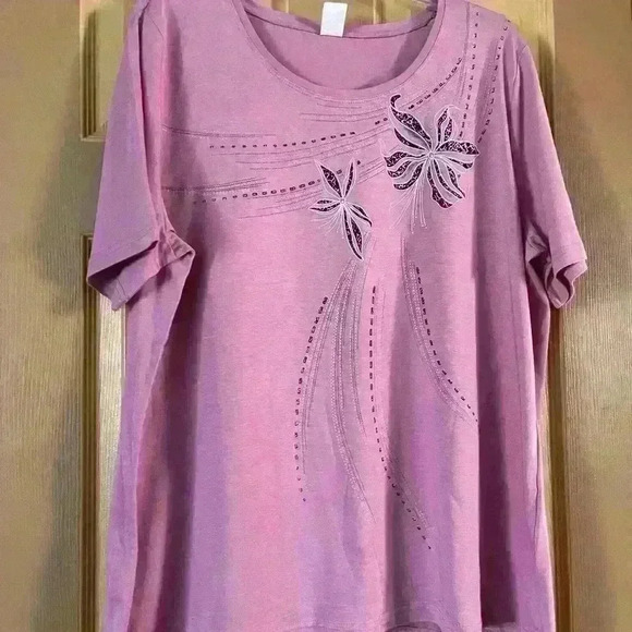 WOMENS t-shirt size 16 no name​​​​​​​​​​​​​​​​​​ - Picture 1 of 4